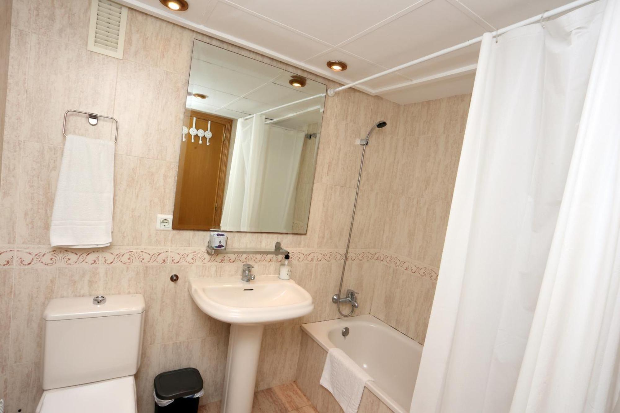 Apartamento Dos Habitaciones Primera Linea De Playa Валенсія Екстер'єр фото